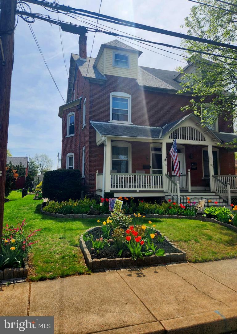Property Photo:  34 E Reliance Rd  PA 18964 