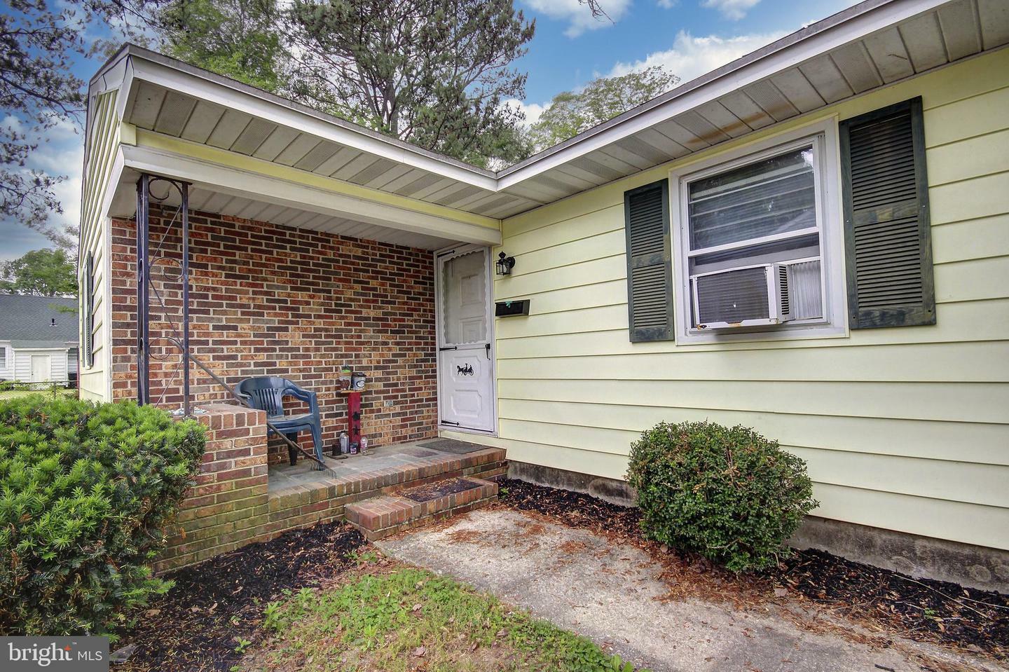 Property Photo: 826 Springfield Circle MD 21804