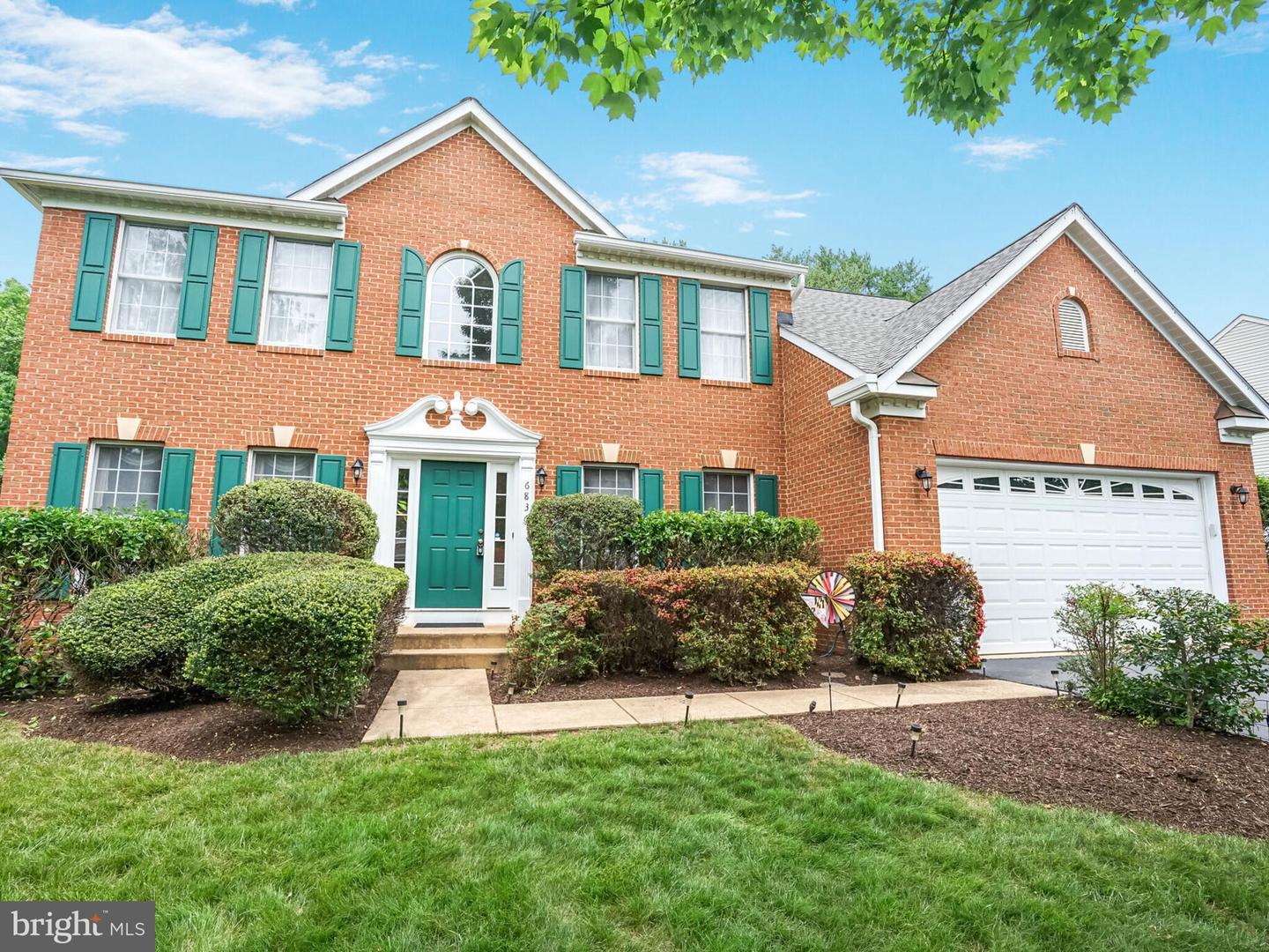 Property Photo: 6836 Corder Lane VA 22079