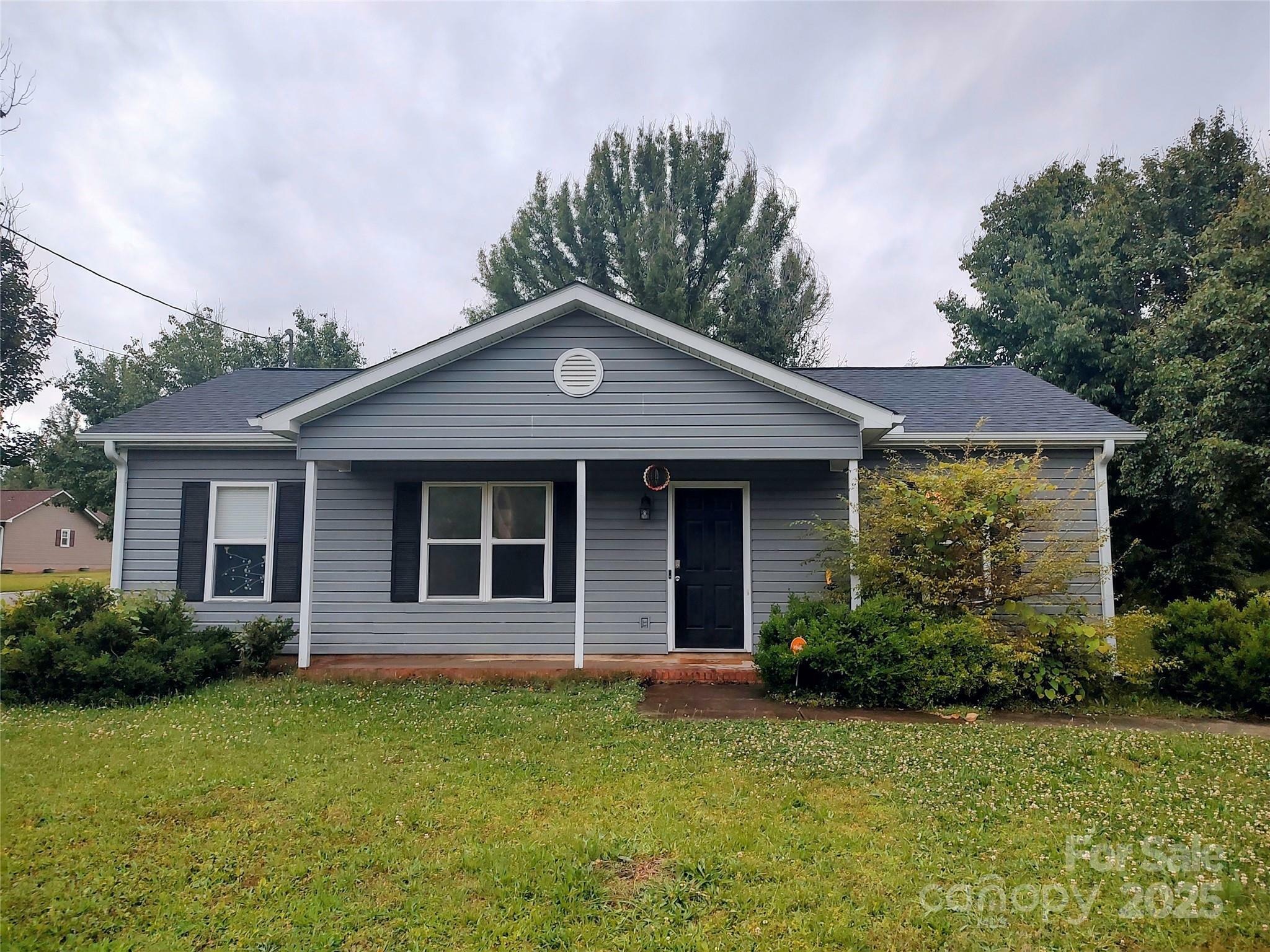 Property Photo: 290 Greentree Drive SC 29730
