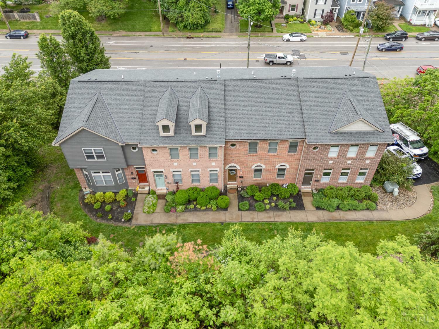 Property Photo: 577 Delta Avenue OH 45226
