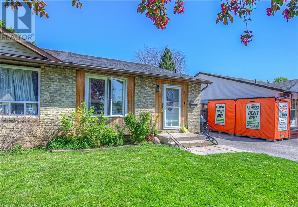 Property Photo: 10 Palomino Drive ON N3P 1J7