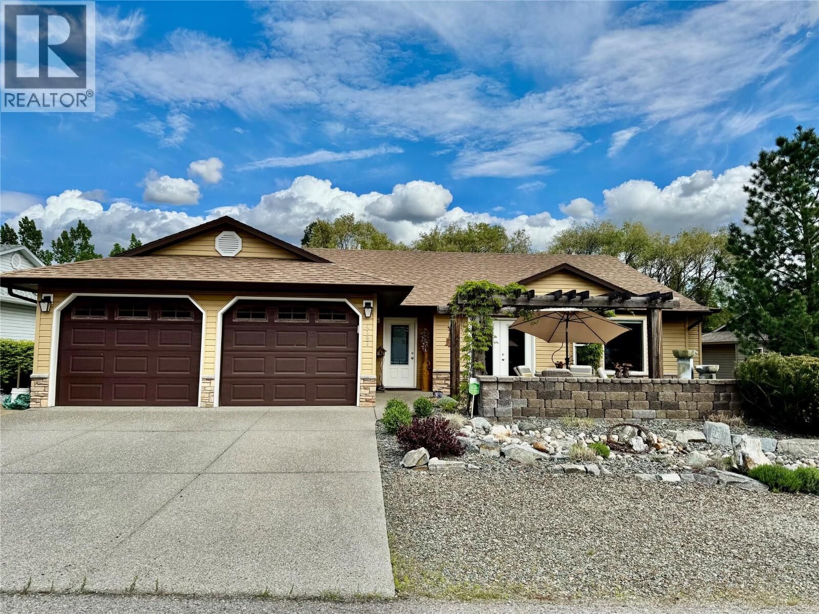 Property Photo: 4147 4th Street BC V1H 1Z1