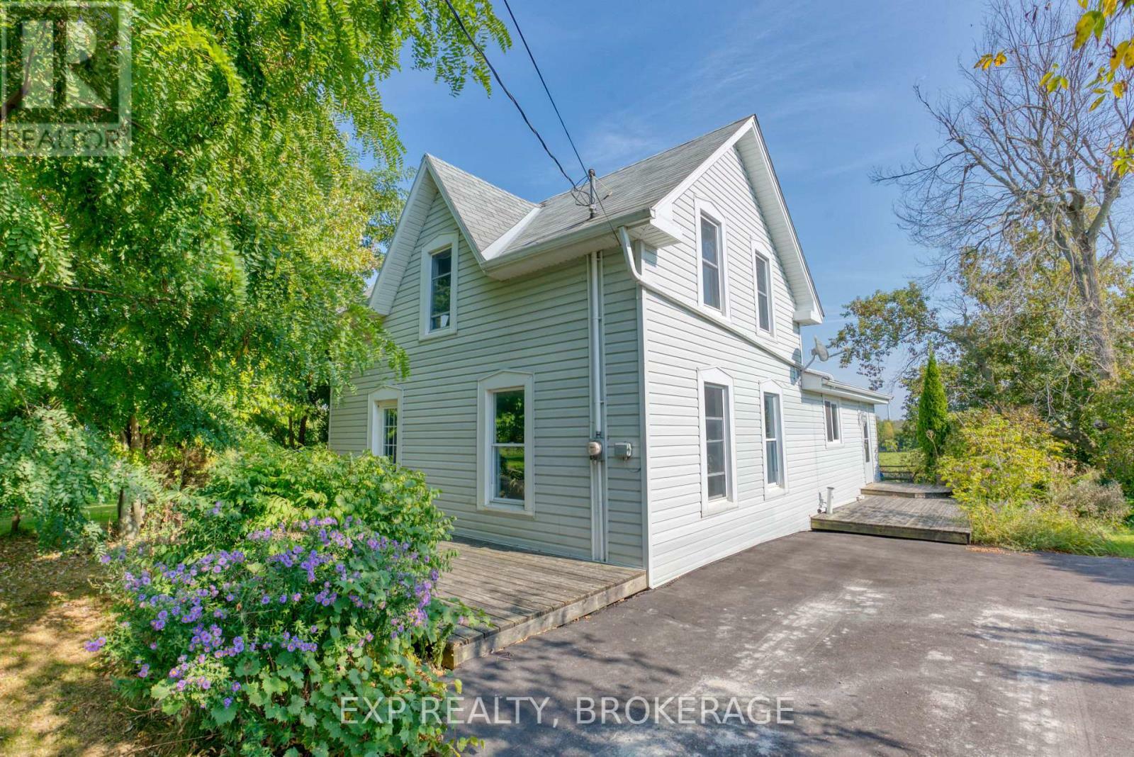 Property Photo: 660 7th Line Road ON K0H 2Y0