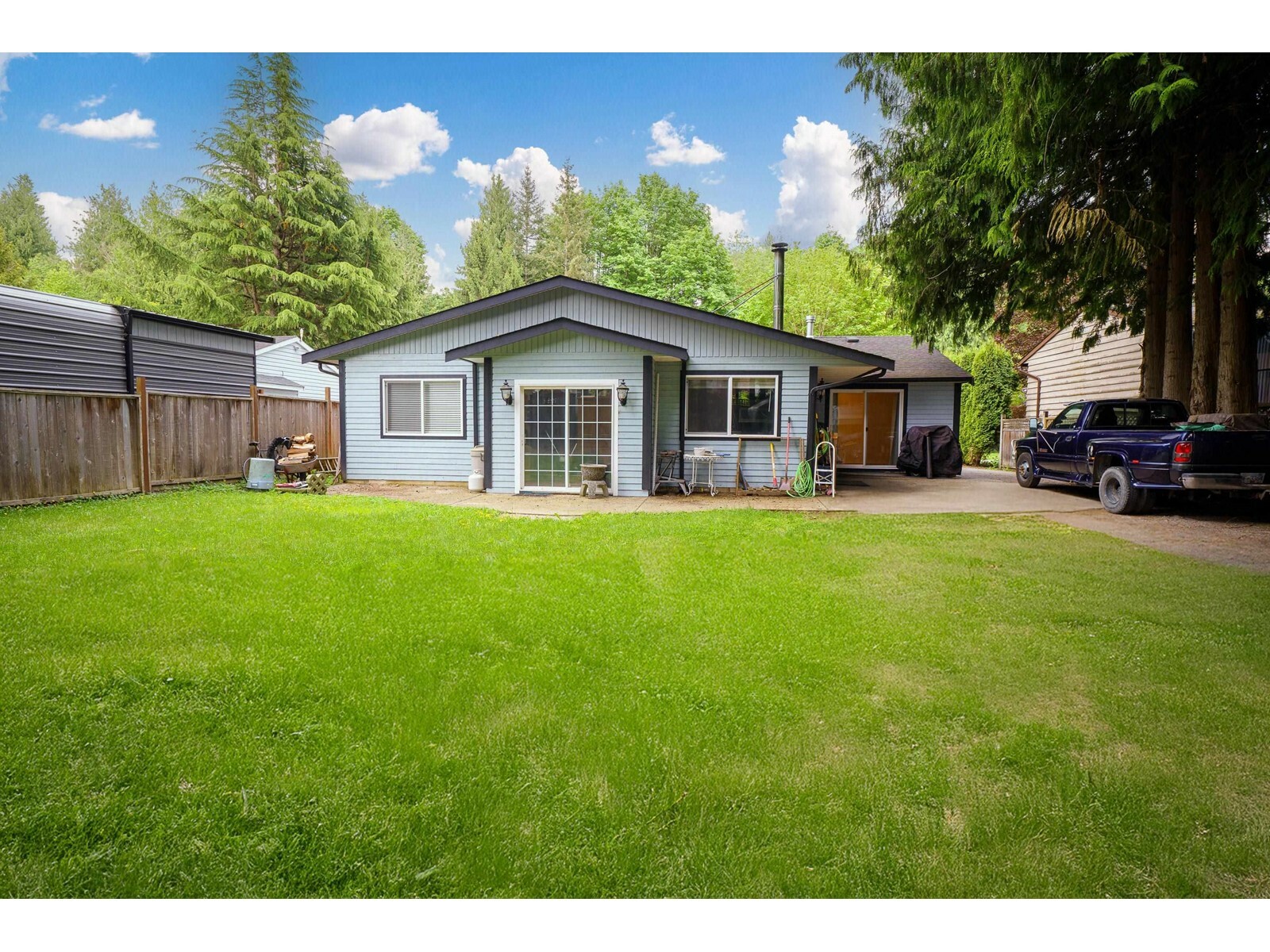 Property Photo: 34843 Laburnum BC V2S 5J3