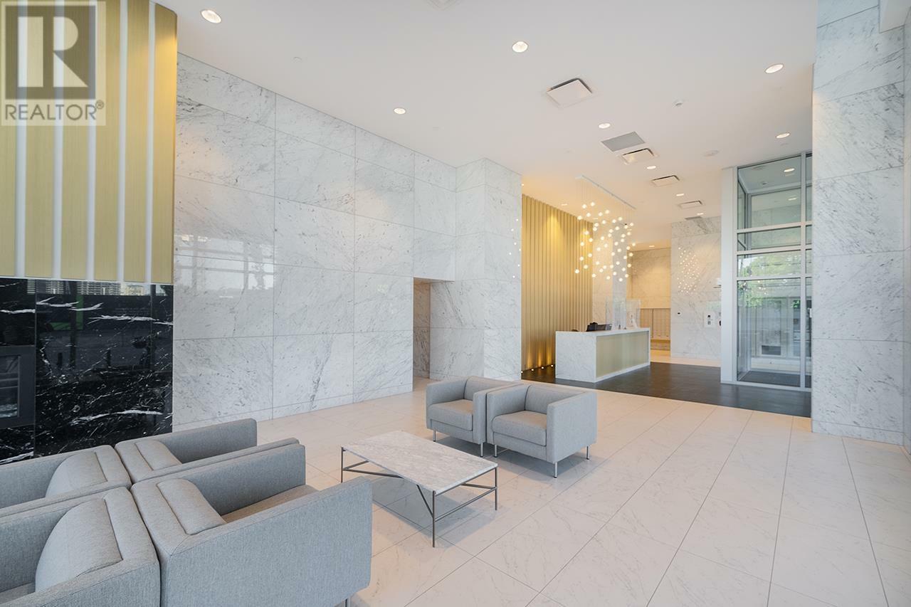 Property Photo: 2085 Skyline Court 305 BC V5C 0M6