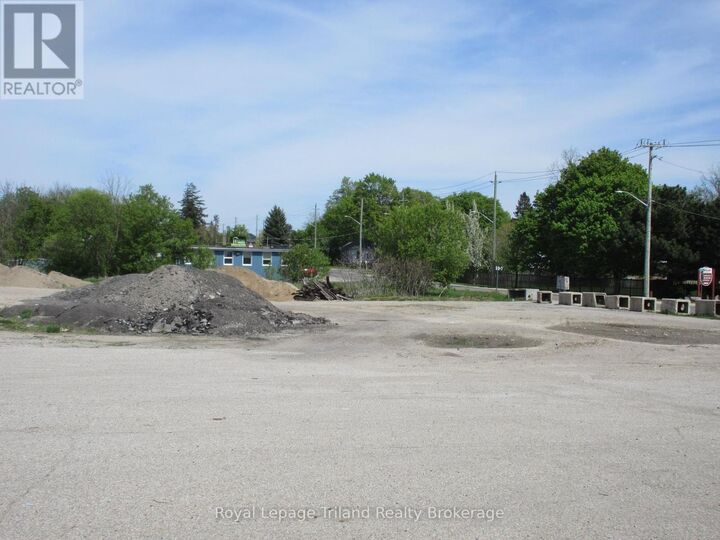 Property Photo:  Henry Street  ON N4S 3K2 