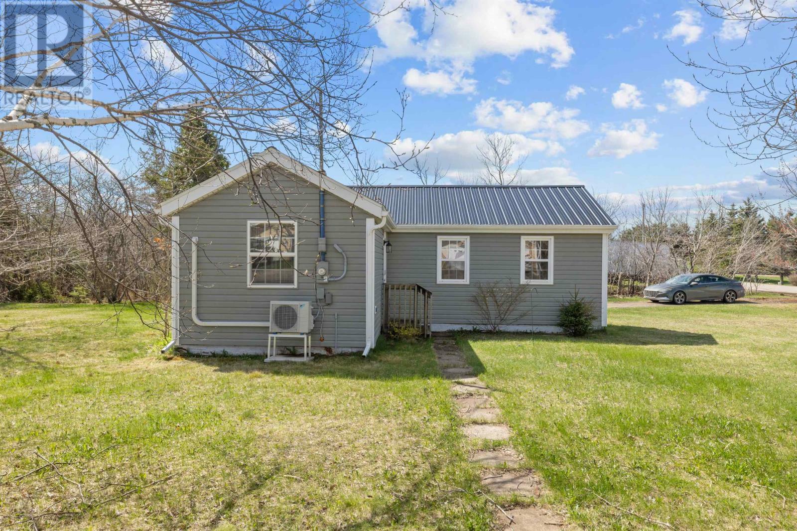 Property Photo:  7 Maple Street  PE C0A 1S0 