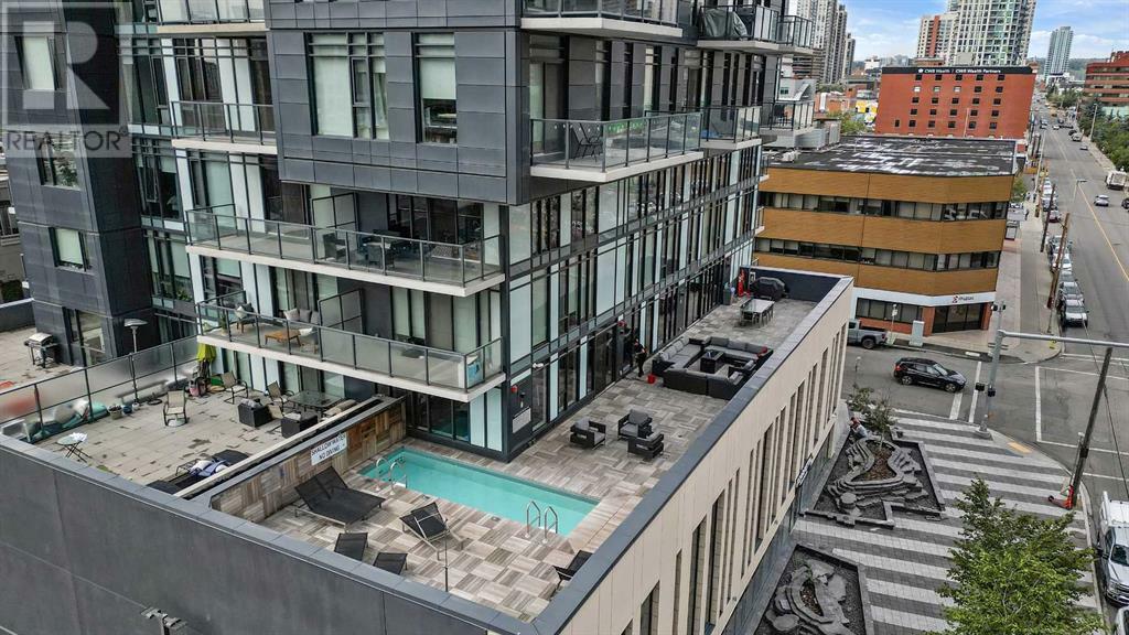 Property Photo: 1010 6 Street Southwest AB T2R 1B4