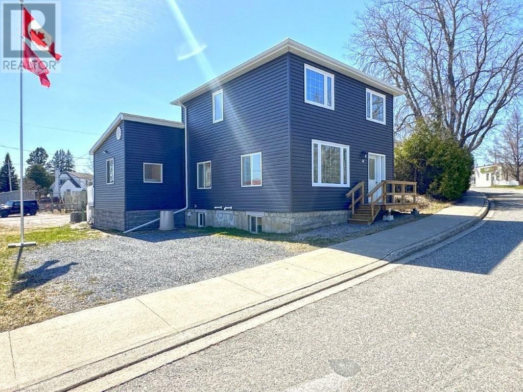 Property Photo: 14 Riverview Street ON P0T 2J0