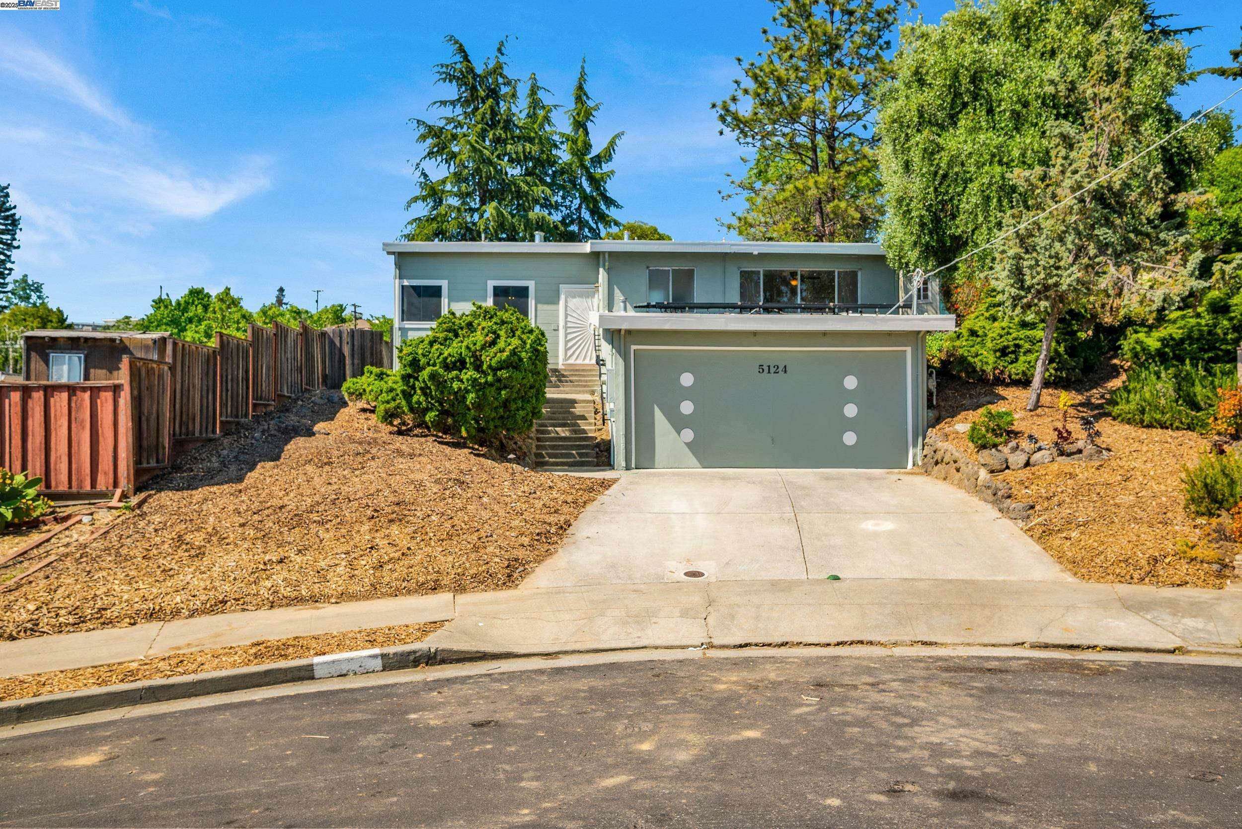 5124 Ray Ave  Castro Valley CA 94546 photo
