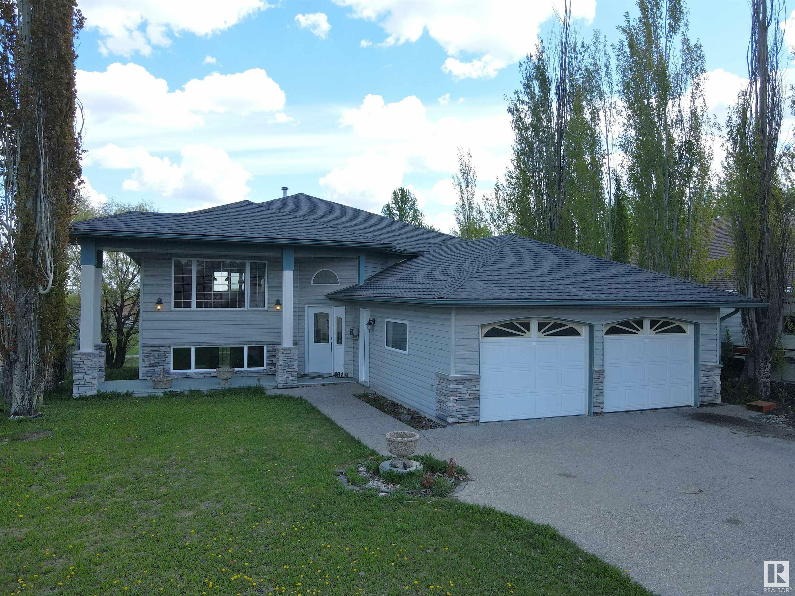 4819 39 Street  Drayton Valley AB T7A 1V7 photo