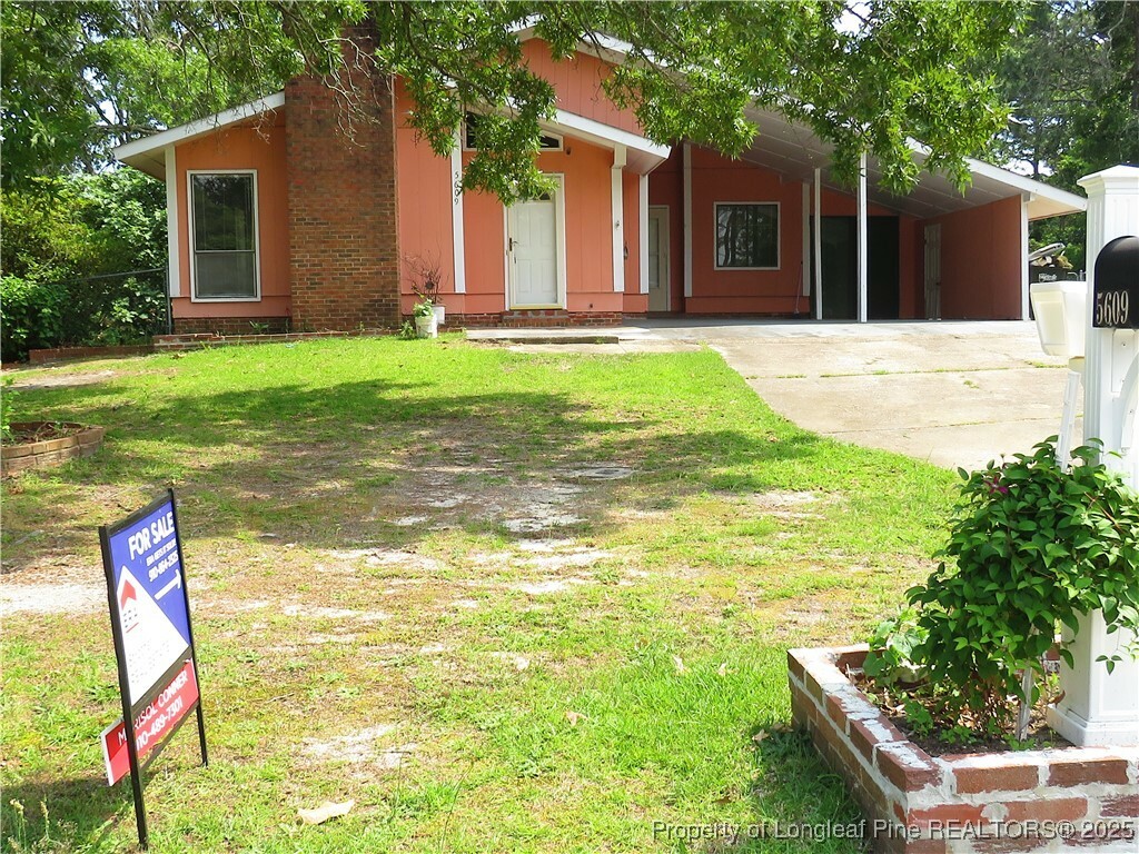 Property Photo: 5609 Bowman Court NC 28304