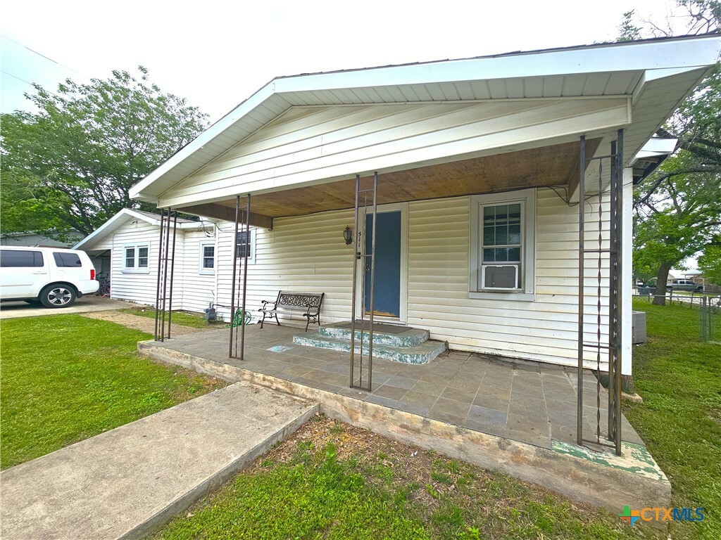 511 S Meyer Street  Kyle TX 78640 photo