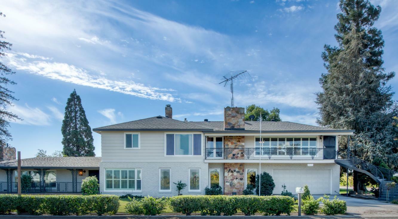 Property Photo: 13155 W Shaw Avenue CA 93630