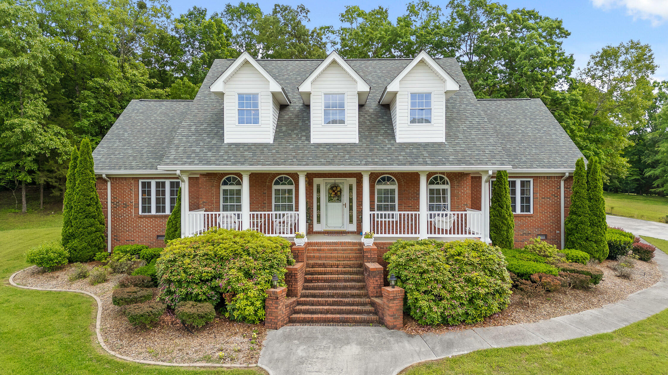535 Castle Drive  Trenton GA 30752 photo