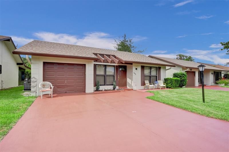 Property Photo: 2261 SW 15th Pl FL 33442