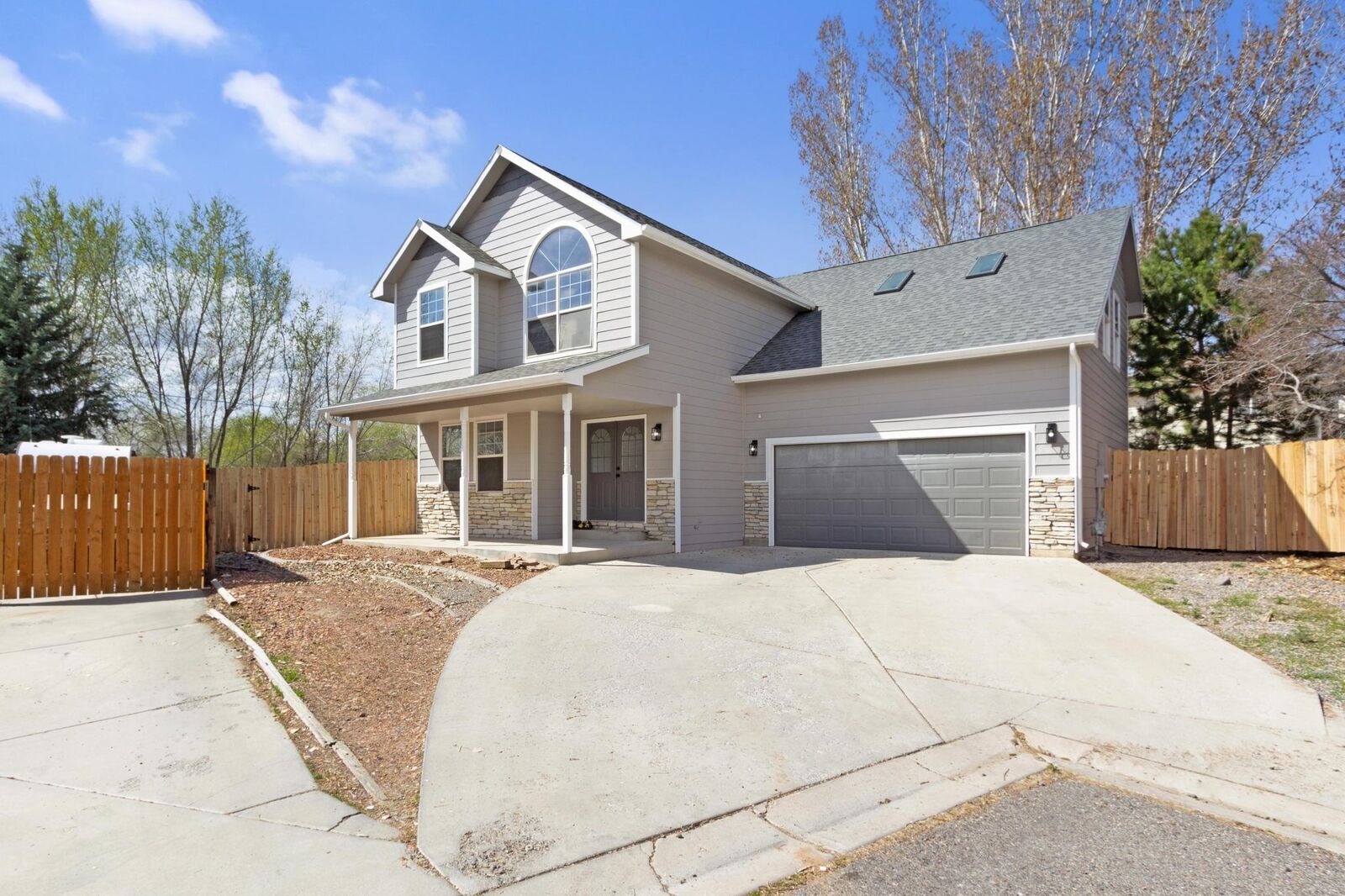 Property Photo:  645 1/2 Brooks Court  CO 81503
