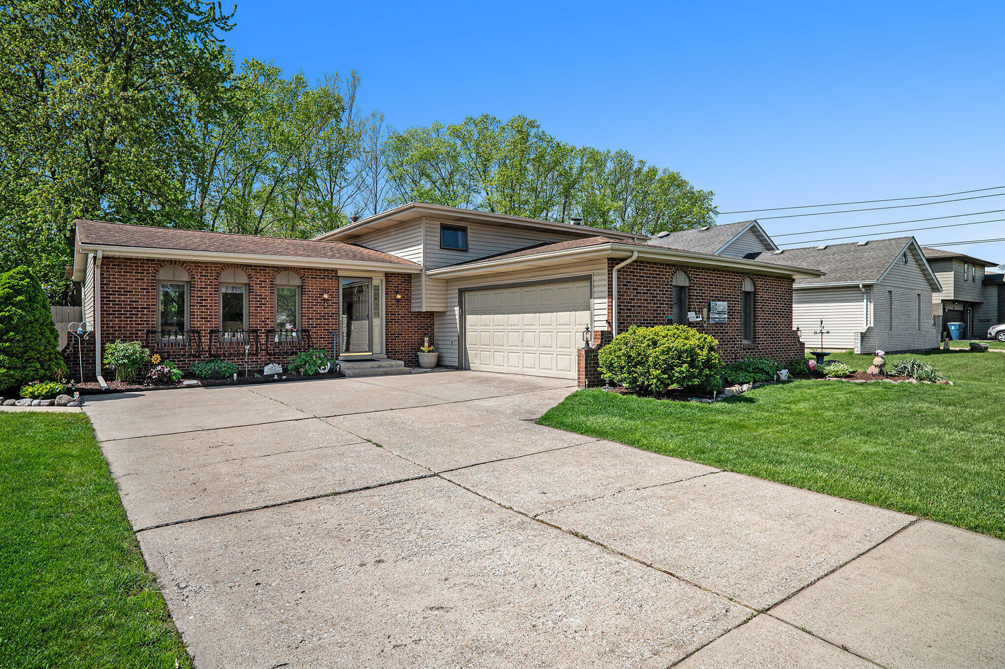 Property Photo: 529 York Road IN 46375