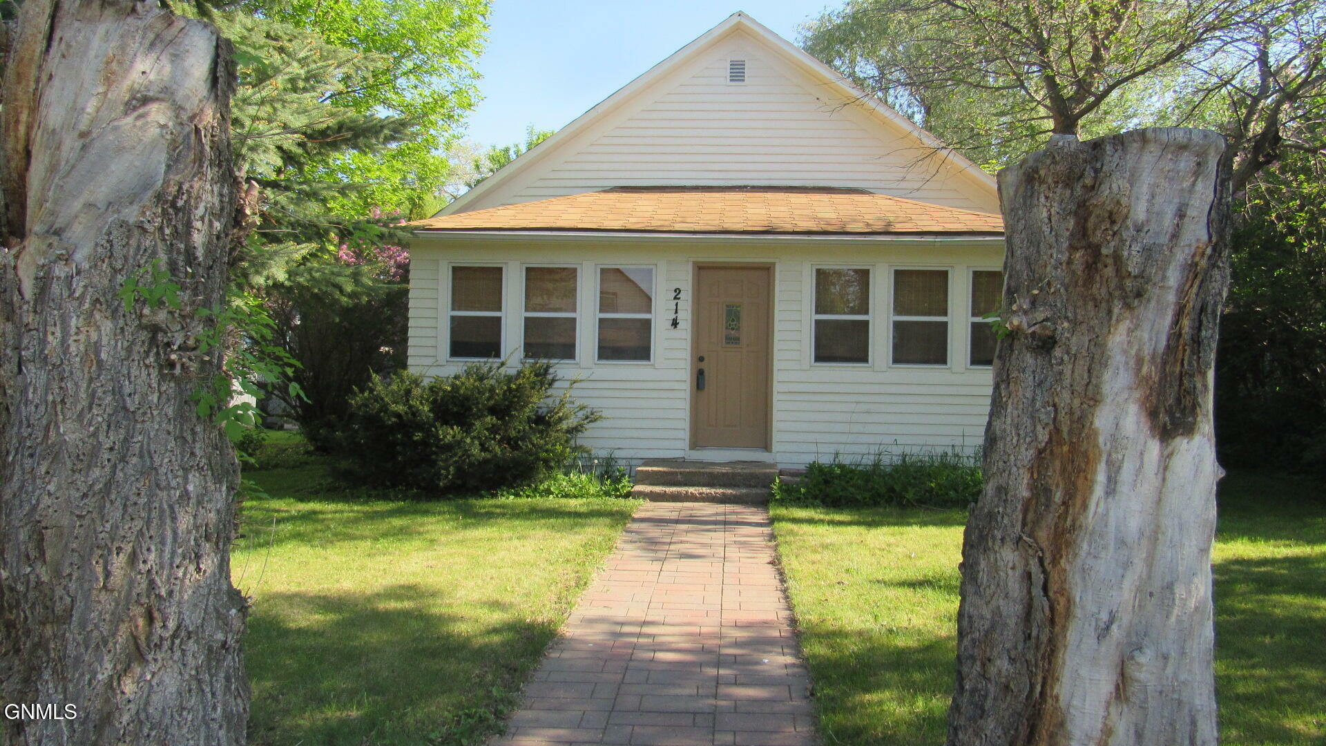 214 Dakota Avenue  Wilton ND 58579 photo
