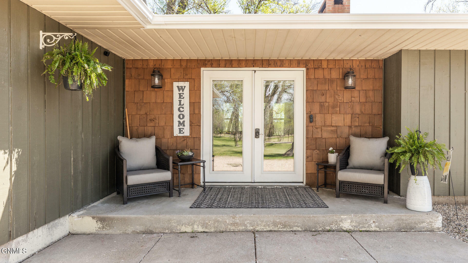 Property Photo: 5413 Fernwood Drive ND 58503