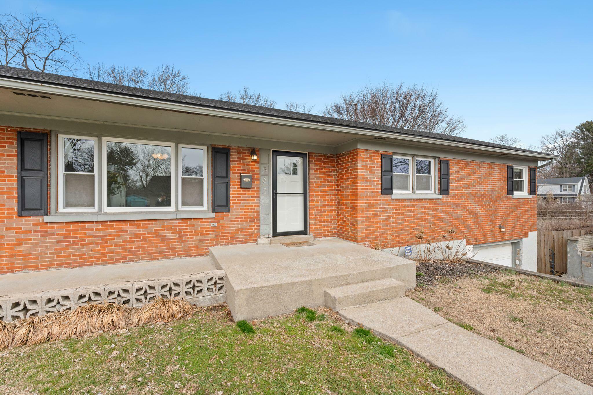 Property Photo: 562 Lone Oak Drive KY 40503