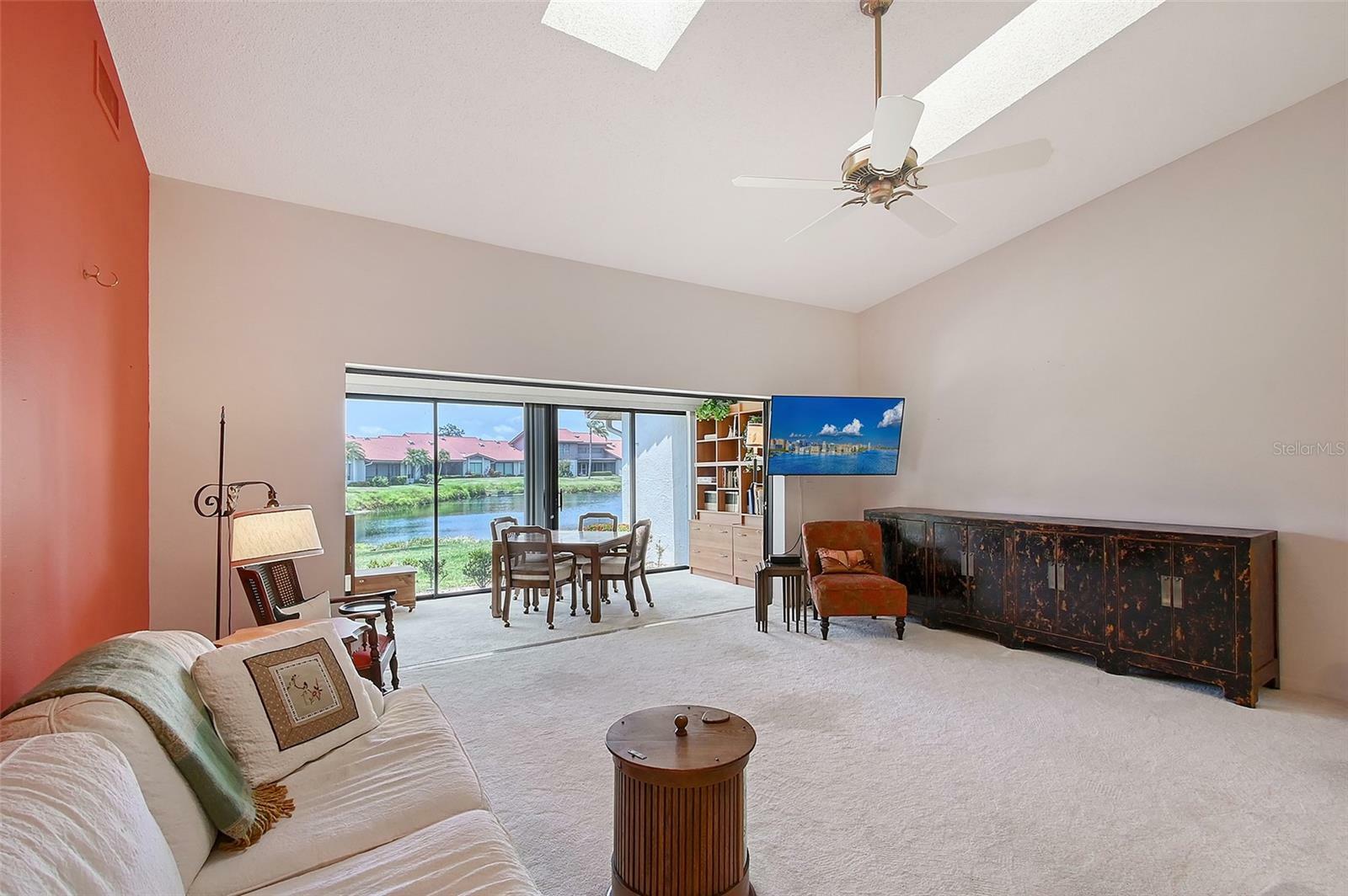 Property Photo: 6096 Wilshire Boulevard 9 FL 34238