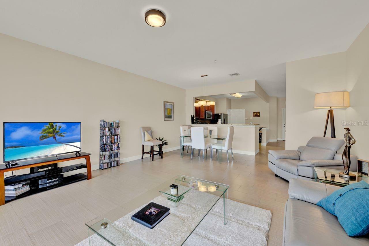 Property Photo: 6201 Goethe Street 103 FL 32835