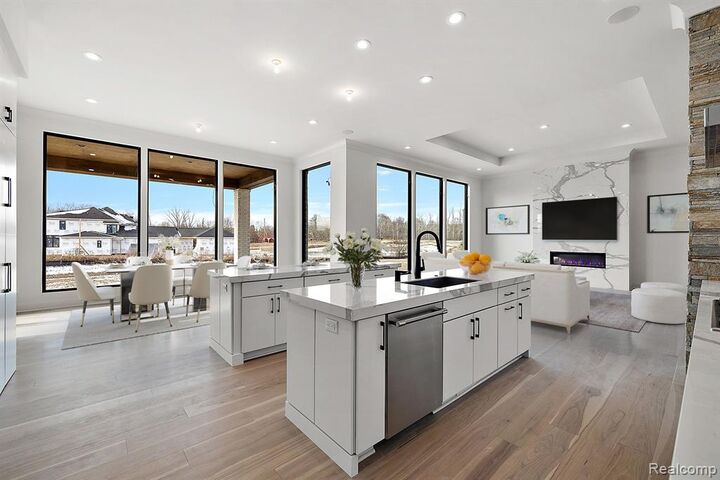 Property Photo: 70910 Renata Court MI 48065