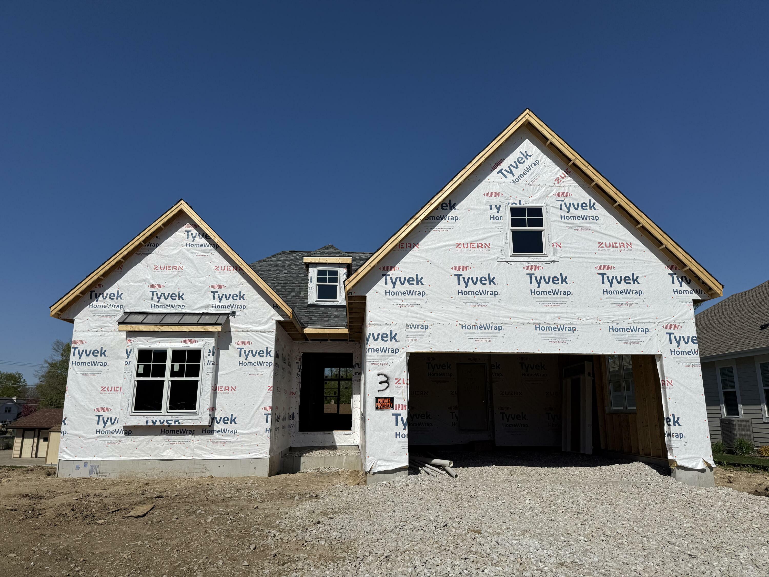 331 Sandy Cir  Pewaukee WI 53072 photo