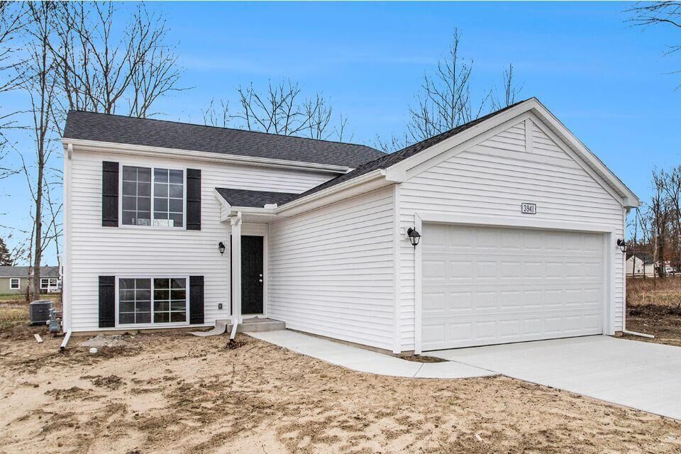 Property Photo: 4043 Sugarsand Lane MI 49106