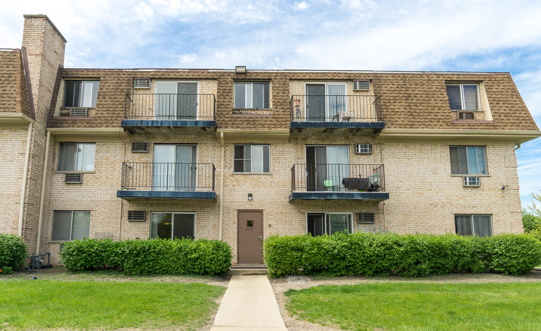 277 Shorewood Drive 2C  Glendale Heights IL 60139 photo