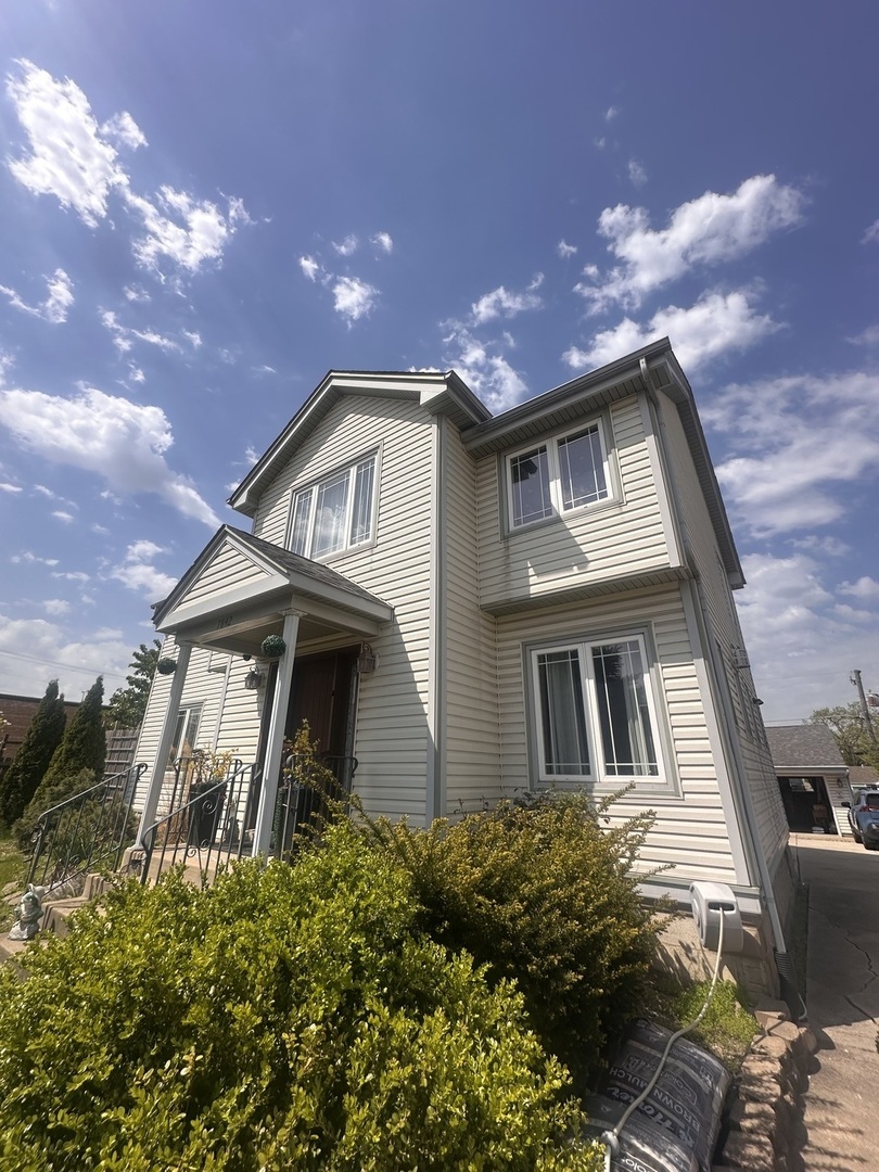 Property Photo: 7842 S Blazer Avenue IL 60458
