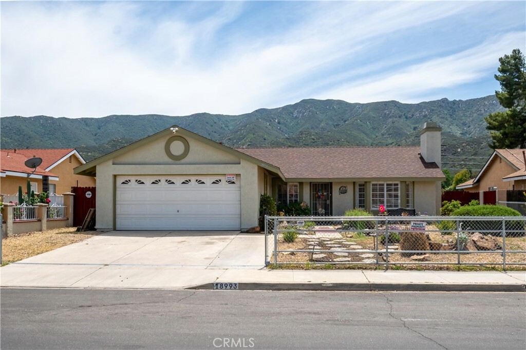 Property Photo: 18993 Janisse Lane CA 92530