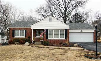 Property Photo: 1433 Lanvale Drive MO 63119