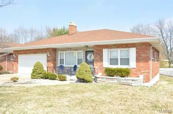Property Photo: 6086 E Jamieson Avenue MO 63109
