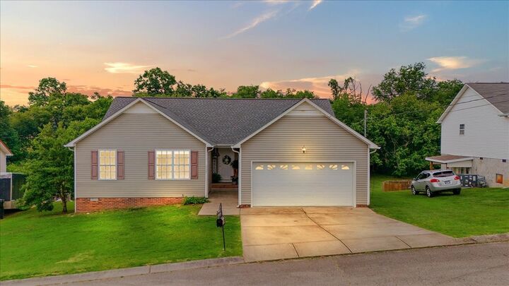 2129 Hollandale Cir  Columbia TN 38401 photo