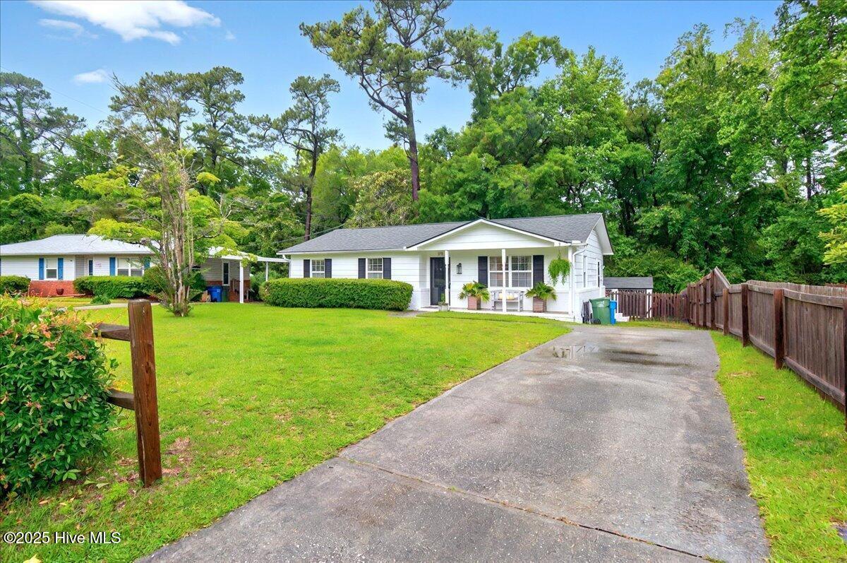 Property Photo: 109 Darby Street NC 28409