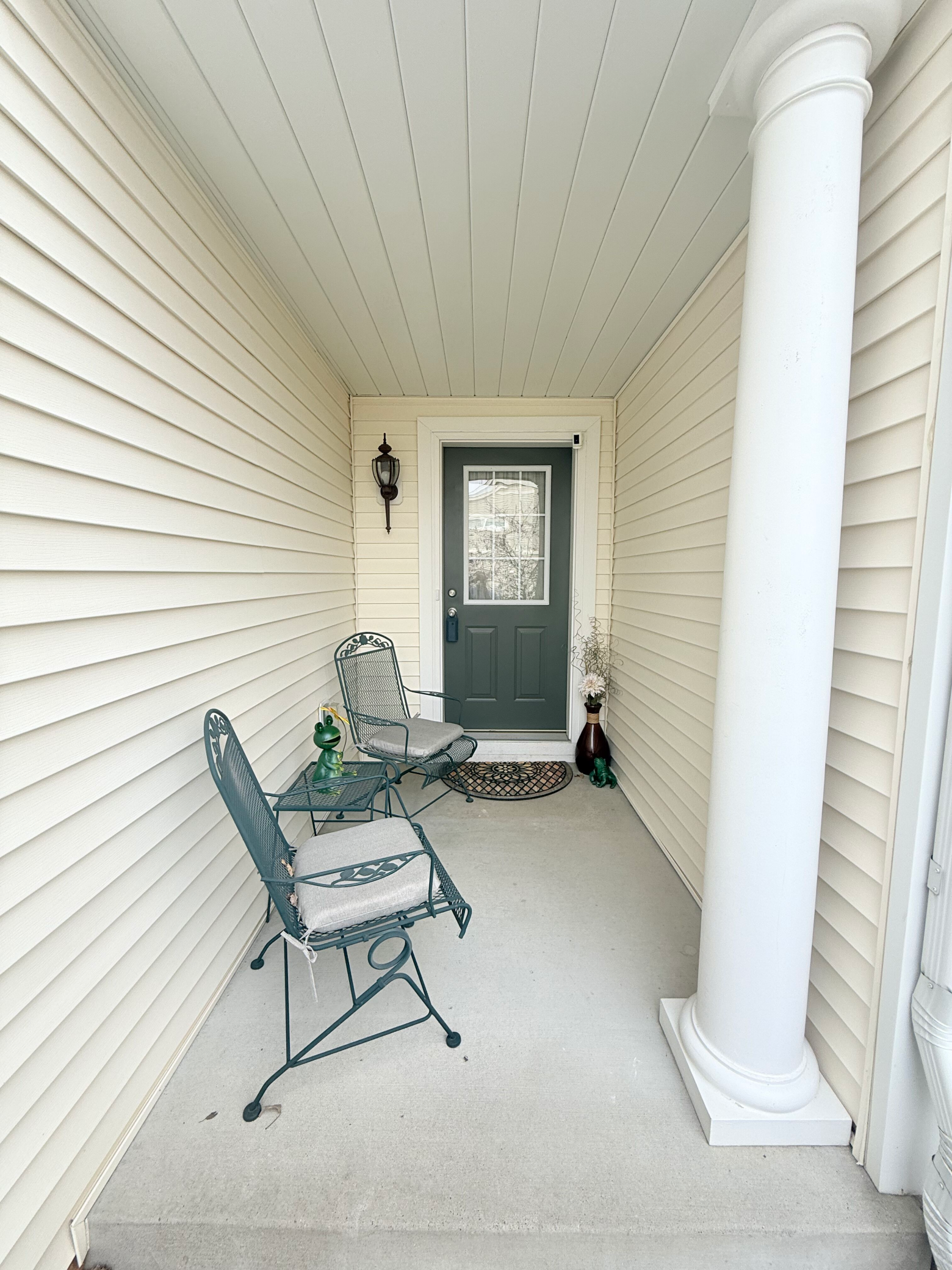 Property Photo: 5173 Farnham Drive N MN 55038