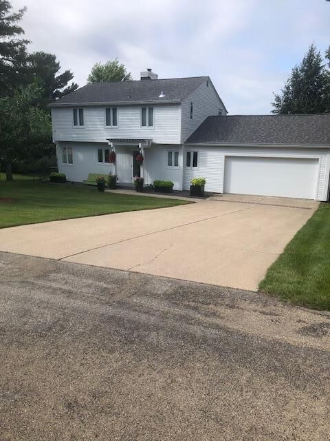 Property Photo: 203 South Lane MN 56007