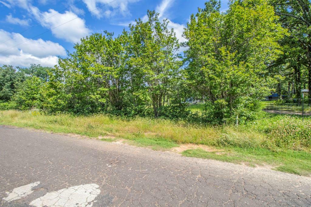 Property Photo:  Van Zandt 1517 Cr  TX 75140 