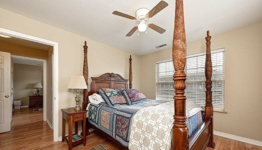Property Photo: 400 N Oliver Avenue AR 72701