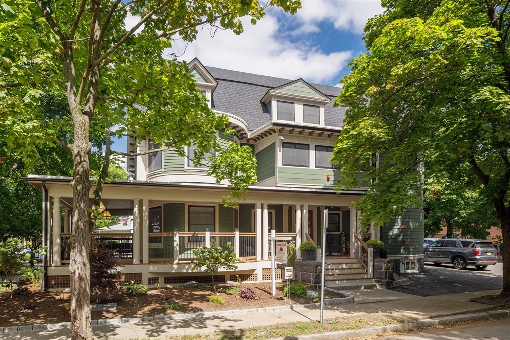 44 Winslow Rd.  Brookline MA 02446 photo