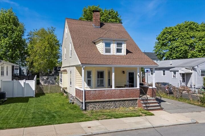 Property Photo: 61 Como Rd MA 02136