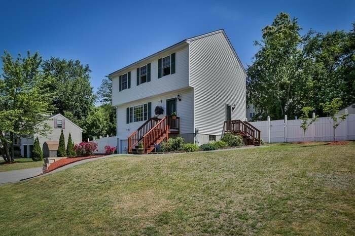 35 Adelaide Ave  Methuen MA 01844 photo
