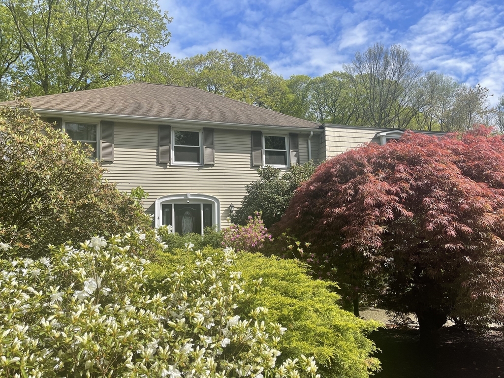 Property Photo: 4 Paddock Ln MA 02421