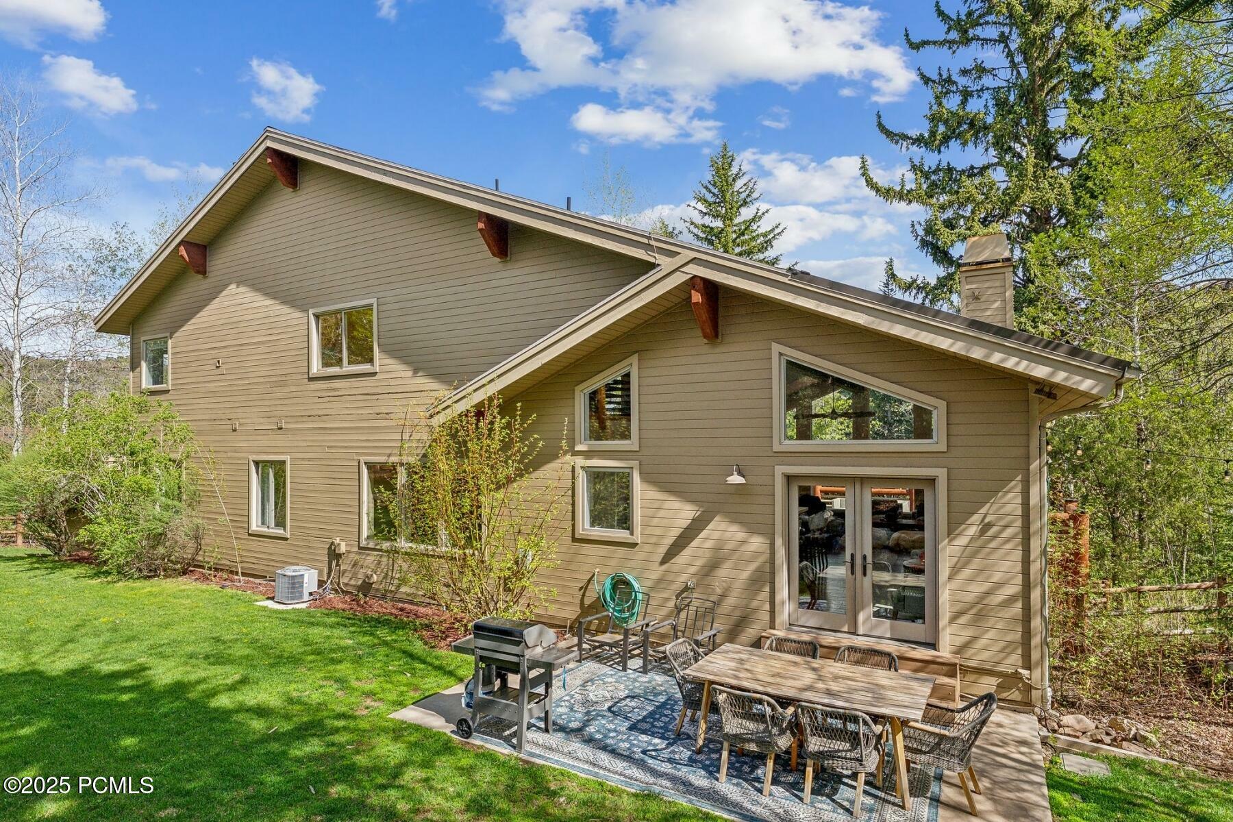Property Photo: 3339 W Big Spruce Way UT 84098