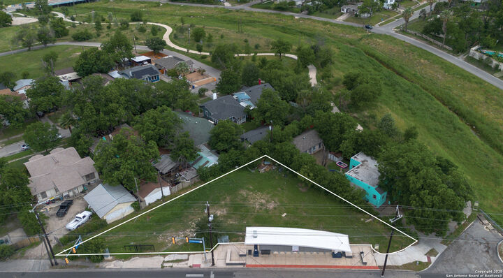 Property Photo:  1402 W Huisache  TX 78201 