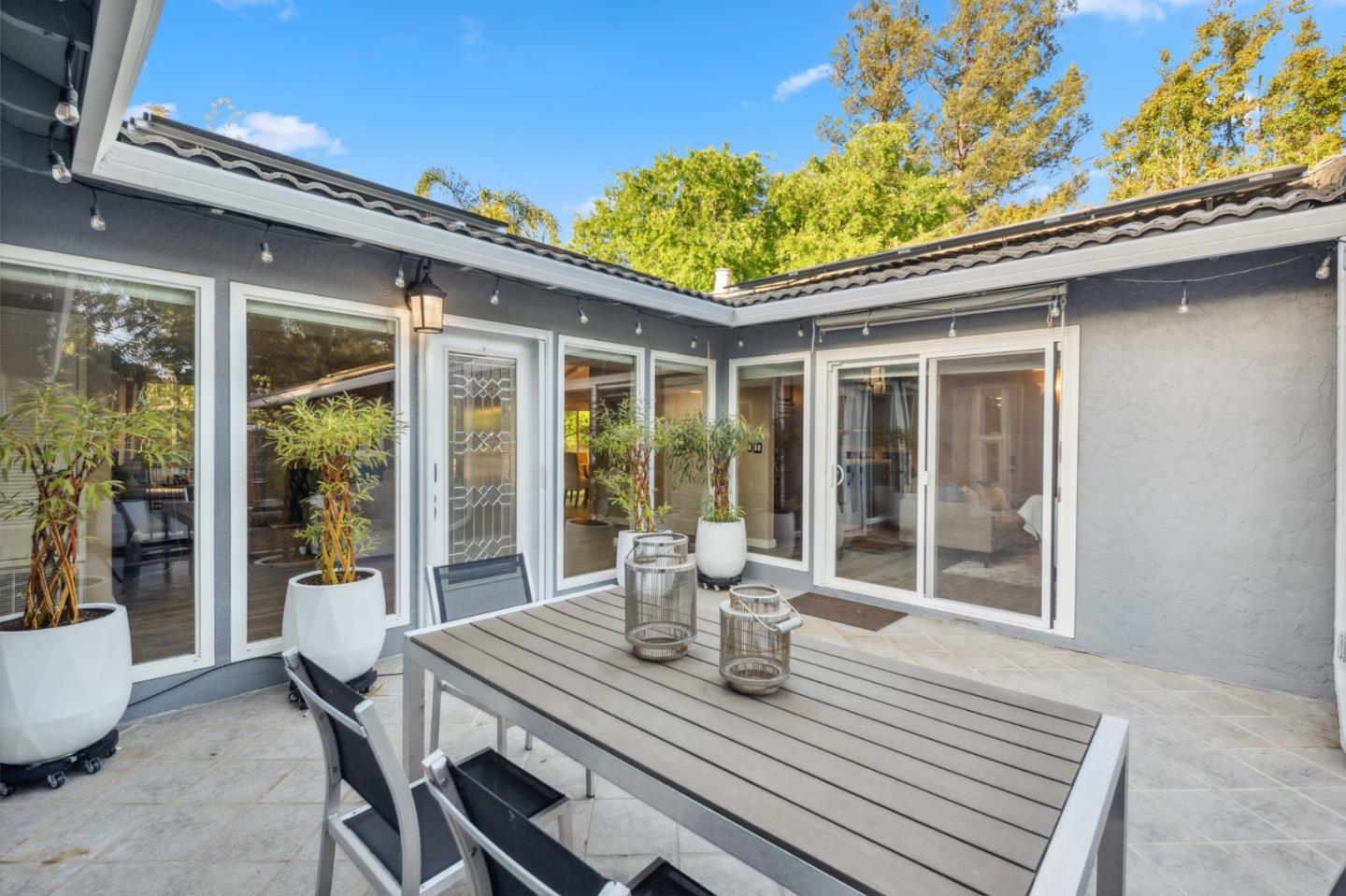 Property Photo: 637 Nashua Court CA 94087
