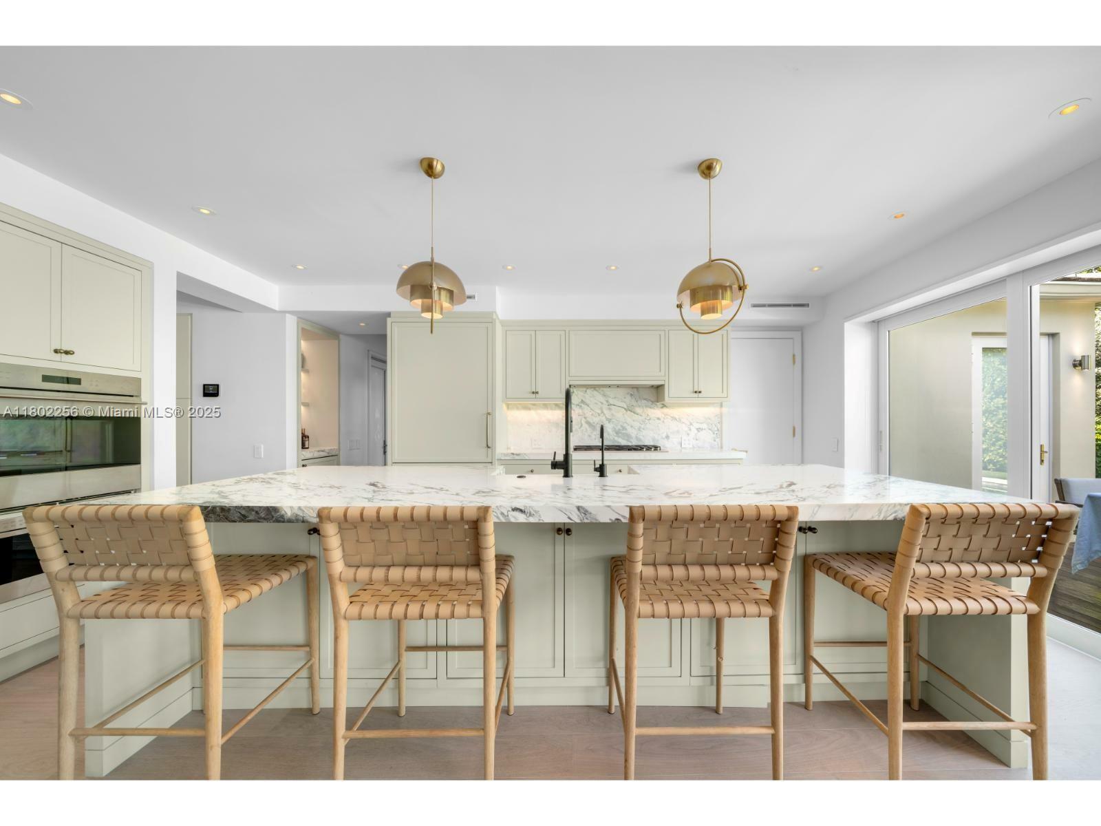 Property Photo: 111 5th Dilido Ter FL 33139